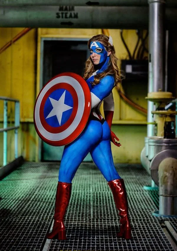 Галерея удивительных косплеев: от милых до эпических