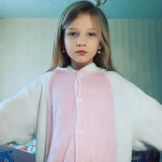 Юный вундеркинд Алиса Теплякова получила диплом психолога и начала практику