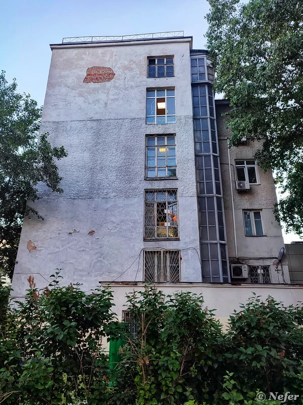 Усачёвка: Конструктивистский квартал у метро Спортивная