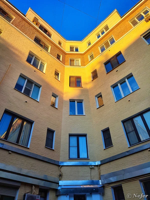 Усачёвка: Конструктивистский квартал у метро Спортивная