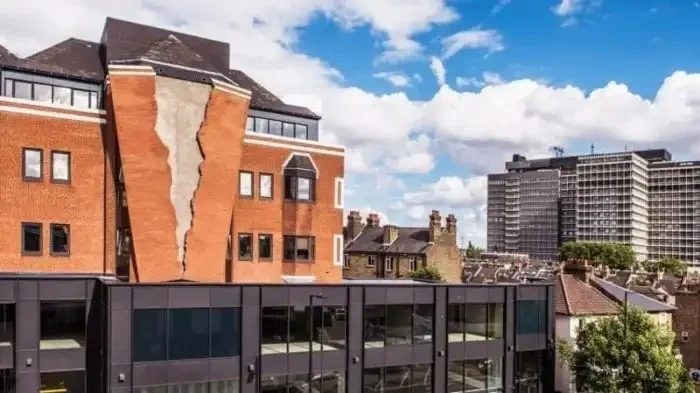 Игра с реальностью: Фантастические скульптуры Алекса Чиннека