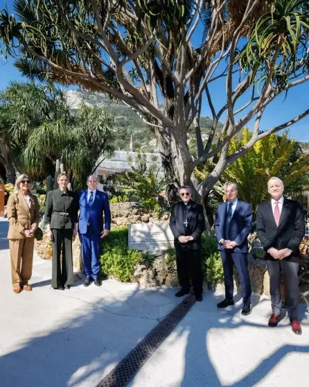 Княжеская семья Монако на открытии обновлённого Экзотического сада