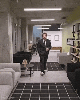 Невероятные способности людей: подборка удивительных GIF-роликов