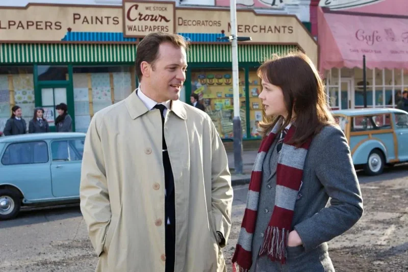 Дочь влюбилась в мужчину намного старше: советы психолога для встревоженных родителей