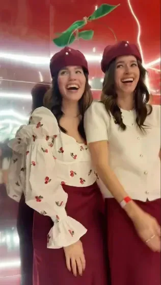 «Ягодка опять»: Как Гарик Харламов отпраздновал 45-летие с женой и звёздами Comedy Club