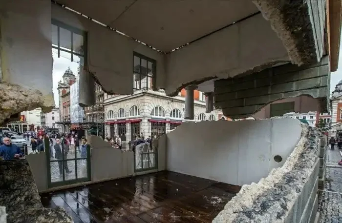 Алекс Чиннек: Скульптуры, бросающие вызов гравитации и реальности Игра с реальностью: Фантастические скульптуры Алекса Чиннека