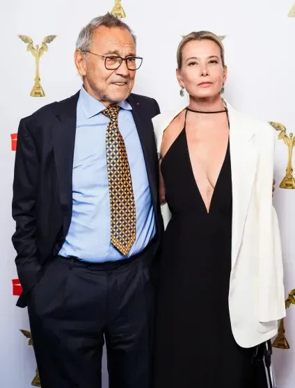 Юлия Высоцкая и Андрей Кончаловский вышли в свет в Москве