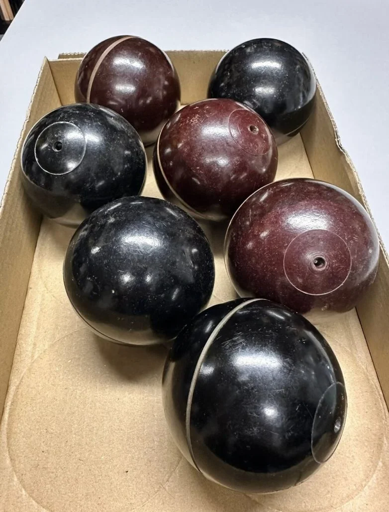 Странные вещи, в которых разобрался интернет: от шаров до лампы Бетти