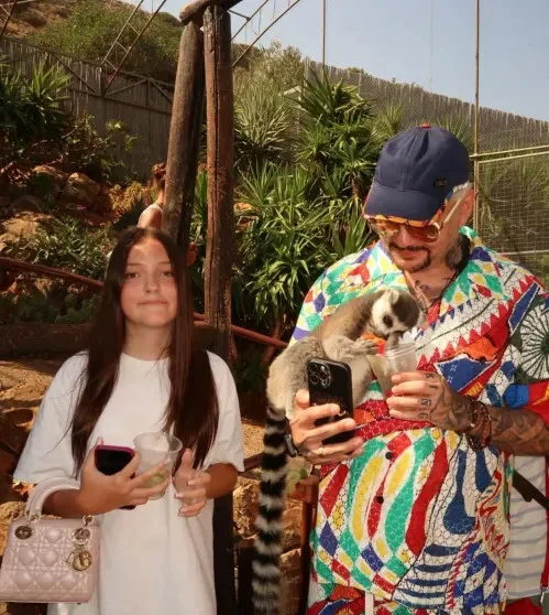 Филипп Киркоров о проблемах с детьми: «Выдёргиваю шнур из компьютера»