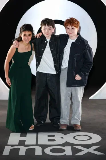 Новые Гарри, Гермиона и Рон: юные звёзды сериала впервые вместе на публике