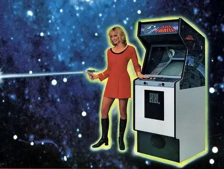 Женская красота как двигатель торговли: винтажная реклама игровых автоматов