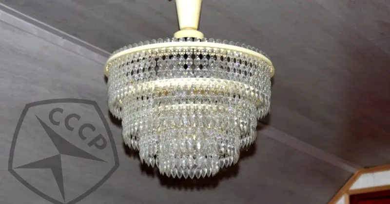 «Висюльки» из детства: как люстра «Каскад» стала легендой советского интерьера и предметом всеобщей ностальгии