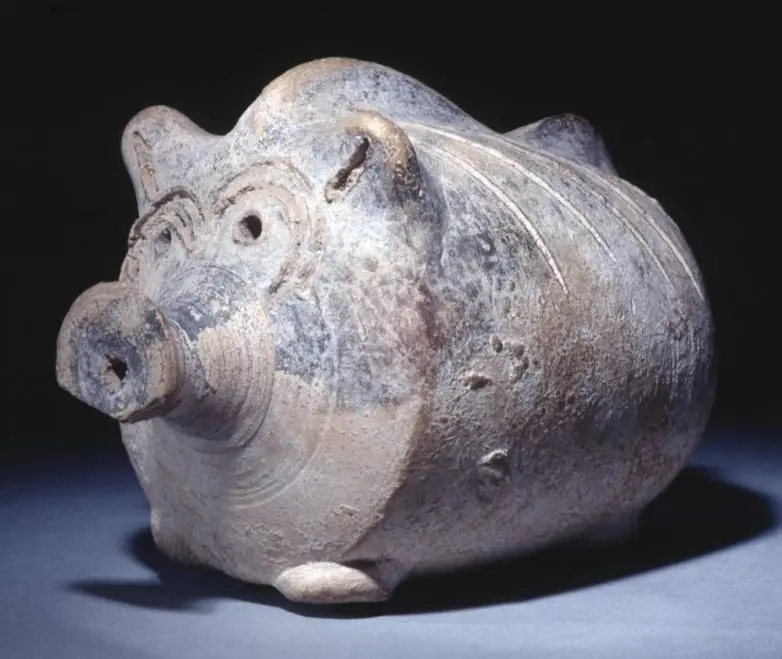 Сокровища за стеклом: 20 музейных экспонатов, которые вы не найдёте в учебниках