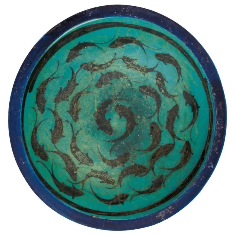 Сокровища за стеклом: 20 музейных экспонатов, которые вы не найдёте в учебниках