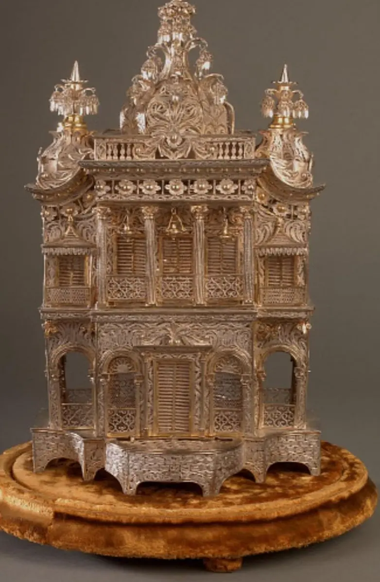 Сокровища за стеклом: 20 музейных экспонатов, которые вы не найдёте в учебниках