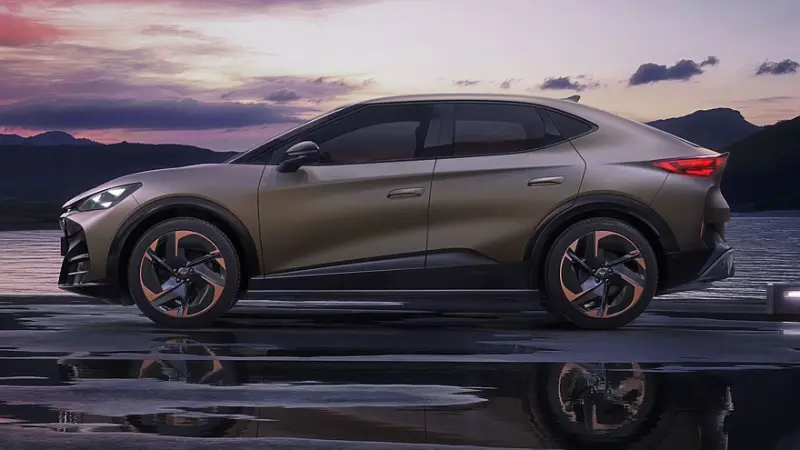 Cupra Tavascan обновился: новая комплектация и современный интерьер