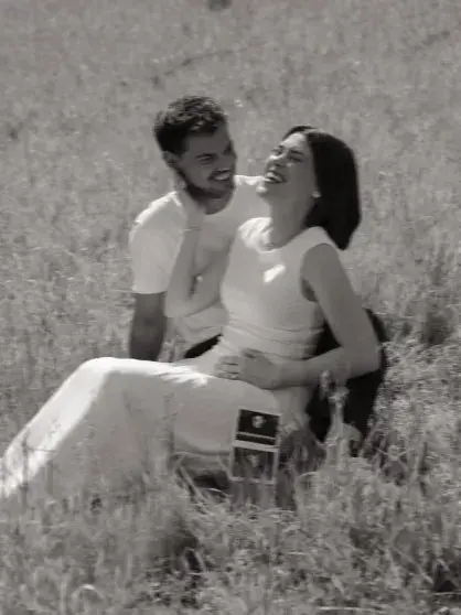 Тейлор Лотнер из «Сумерек» и его жена Тейлор ждут первенца