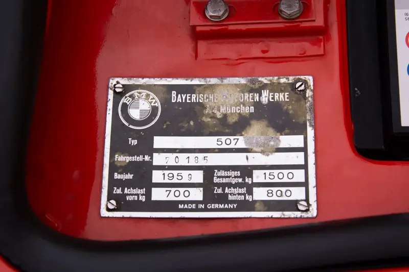 Раритетный родстер BMW 507 1958 года уходит с молотка