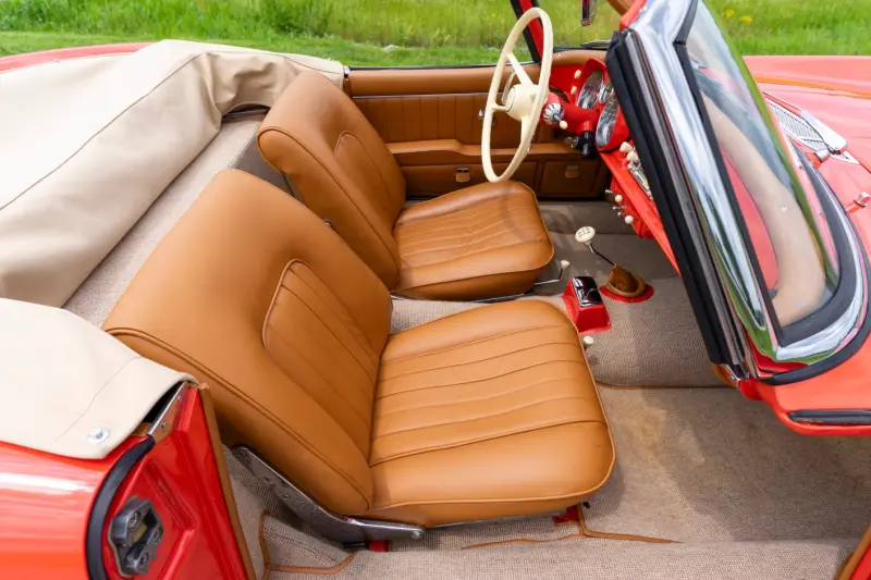 Раритетный родстер BMW 507 1958 года уходит с молотка