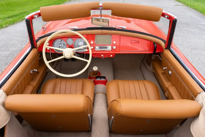Раритетный родстер BMW 507 1958 года уходит с молотка