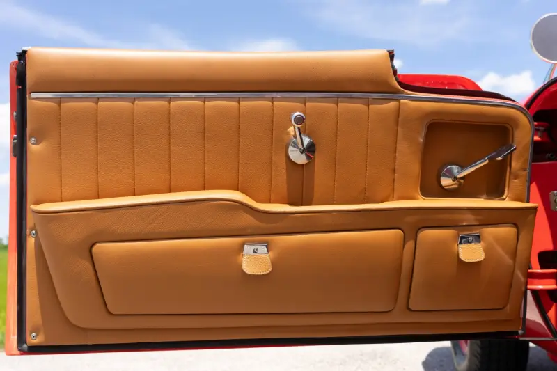 Раритетный родстер BMW 507 1958 года уходит с молотка