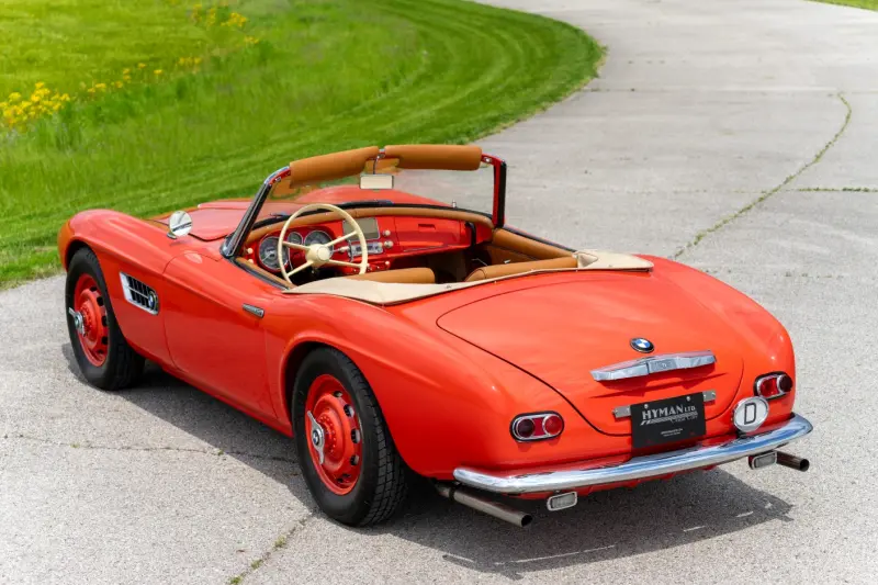 Раритетный родстер BMW 507 1958 года уходит с молотка