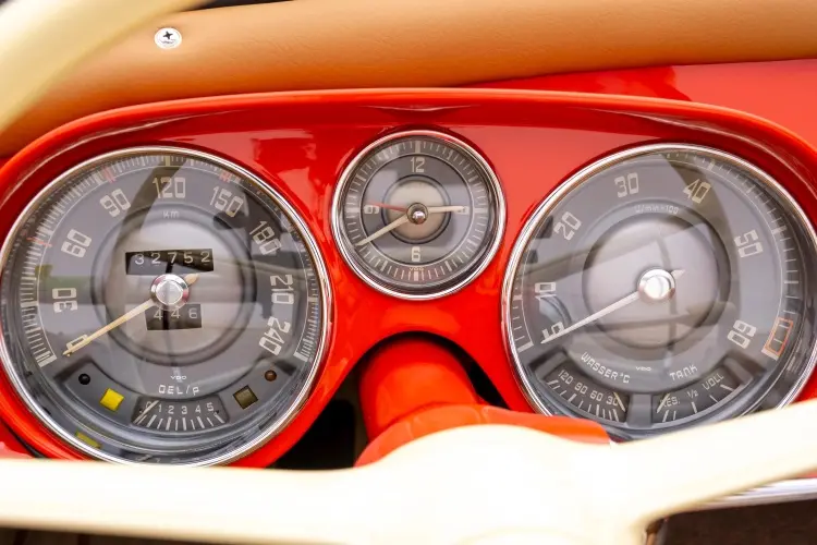 Раритетный родстер BMW 507 1958 года уходит с молотка