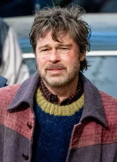 Брэд Питт предстал в неожиданном образе: фанаты не узнали актёра