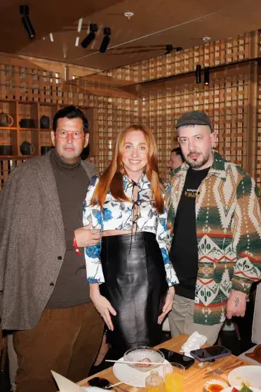 Светская Москва собралась на открытии ресторана Motto Azabu