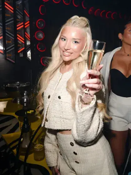 Тимати и Валентина Иванова: Модель исчезла из общего дома на фоне слухов об измене