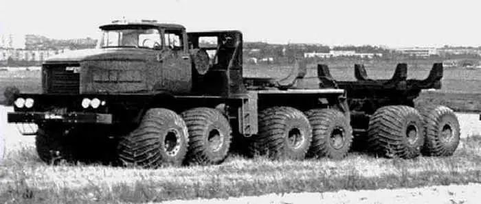 Пять уникальных автомобилей, которые создали в Советском Союзе