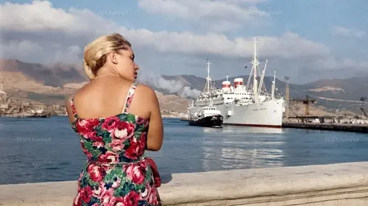 Город-герой в цвете: как выглядел Новороссийск в 1960-е годы на редких раскрашенных снимках