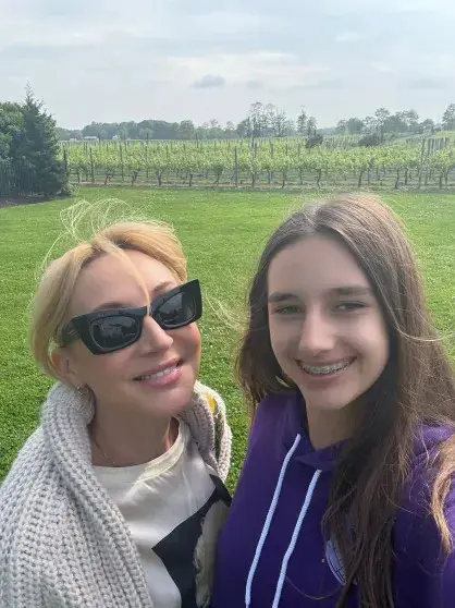 Семейный выход: Орбакайте и Земцовы на теннисном турнире в Майами