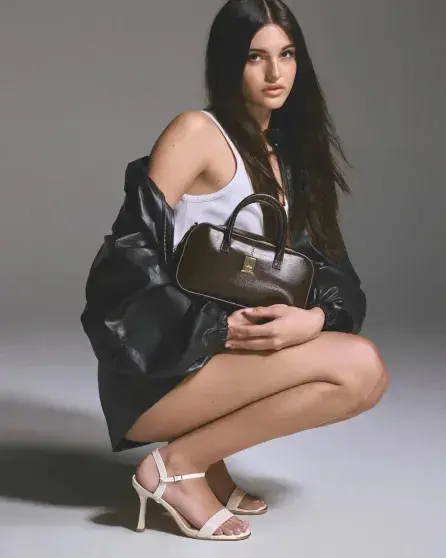 Алессандра Амбросио и её взрослеющая дочь Аня стали лицом новой рекламной кампании