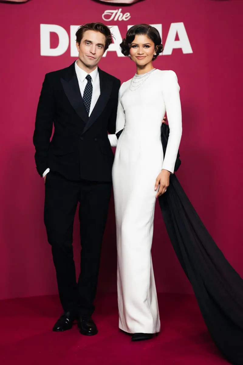 Зендея зажигает на премьерах: стильные образы для фильма с Паттинсоном