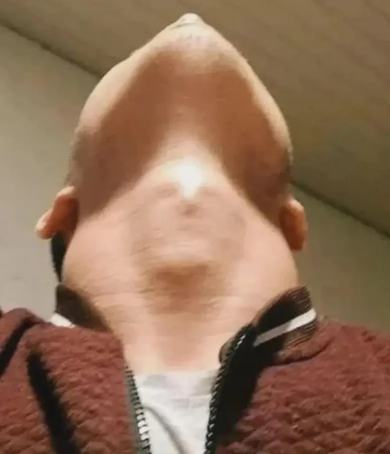 Ожившие предметы: когда обычные вещи смотрят на вас