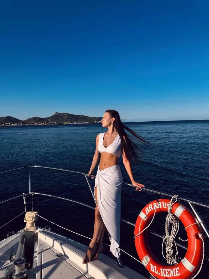 Анна Щербакова: 22 года, золото Олимпиады и расцвет красоты