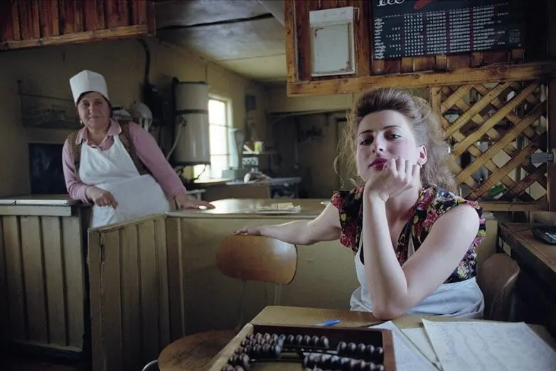 Архивные кадры 90-х: как жила эпоха перемен