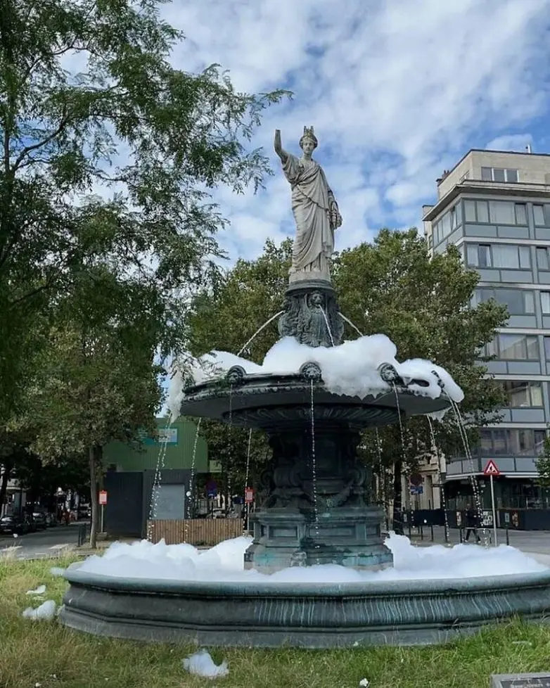 Брюссельский сюр: город, где странное — это норма