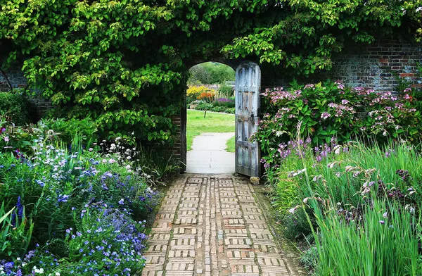 Союз с окружением