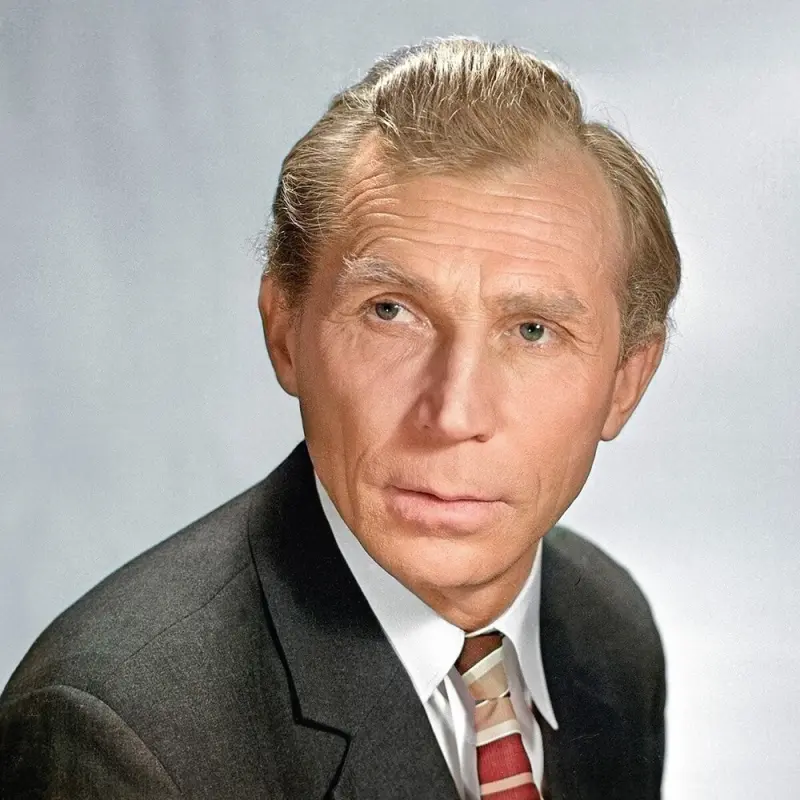 Легенды экрана: архивные портреты и истории советских звёзд