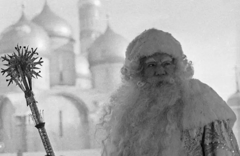 Судьба главного Деда Мороза СССР: как Александр Хвыля подарил сказку страну Судьба главного Деда Мороза СССР: как Александр Хвыля подарил сказку стране