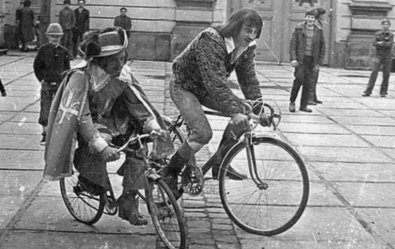 Секретное оружие Юнгвальда-Хилькевича: зачем на съемках «Д'Артаньяна» понадобилась мама Боярского Секретное оружие Юнгвальда-Хилькевича: зачем на съемках «Д'Артаньяна» понадобилась мама Боярского