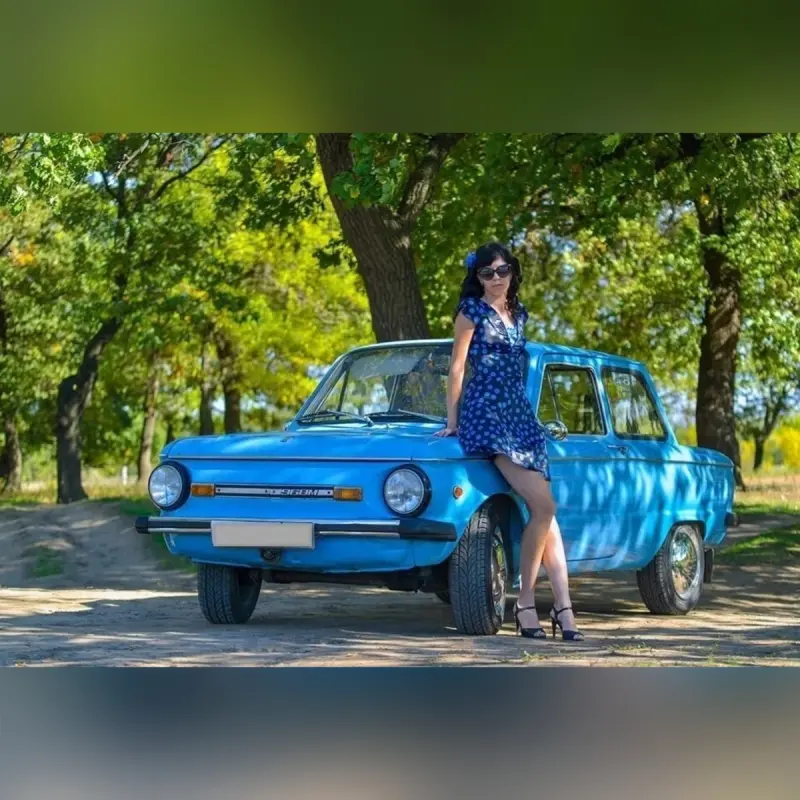 Девушка на сенокосе