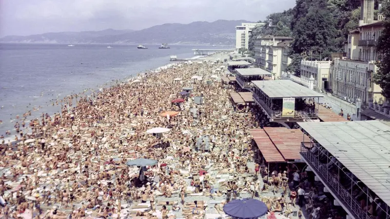 «Сочи-74»: как отдыхали на Черном море полвека назад — ностальгический фоторепортаж