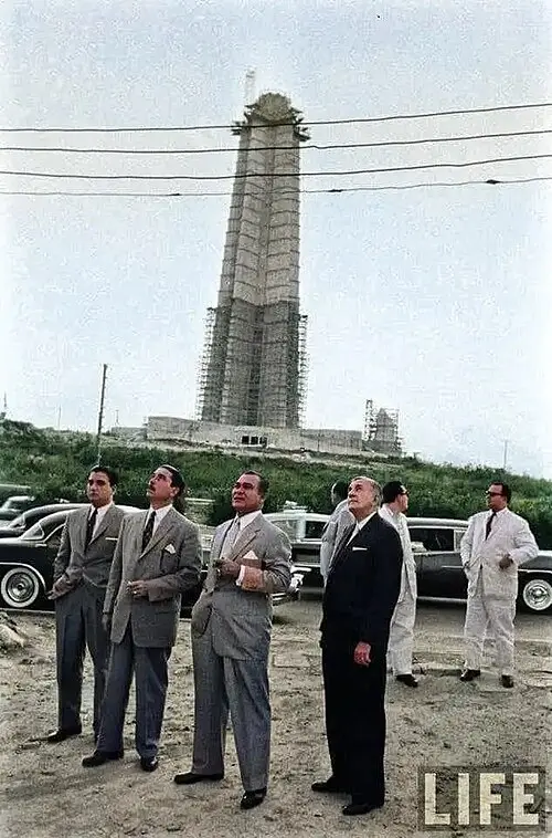 Фульхенсио Батиста на строительстве казино