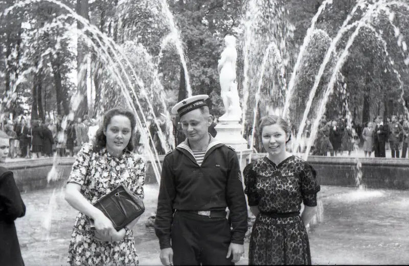 Фонтан Ева в Петергофе 1948
