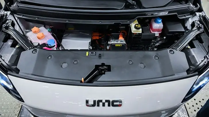 Российский электромобиль UMO 5 получит полностью отечественный аккумулятор