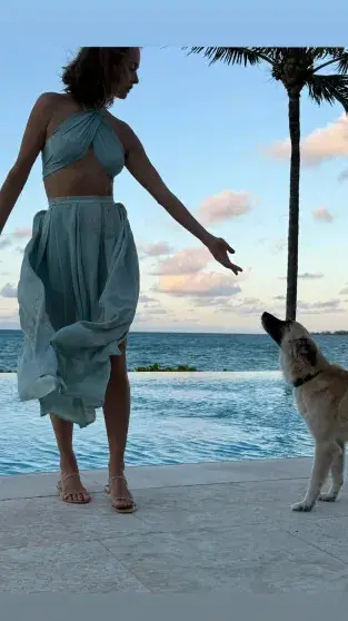 Райский отдых: Ольга Зуева и дочь Данилы Козловского на тропических островах