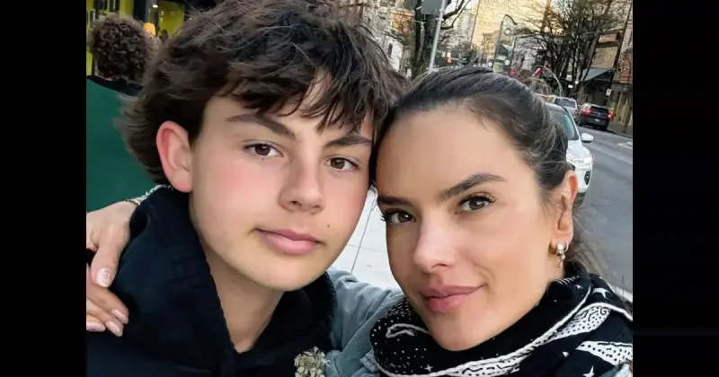 Алессандра Амбросио показала отпуск в Канаде с подросшим сыном